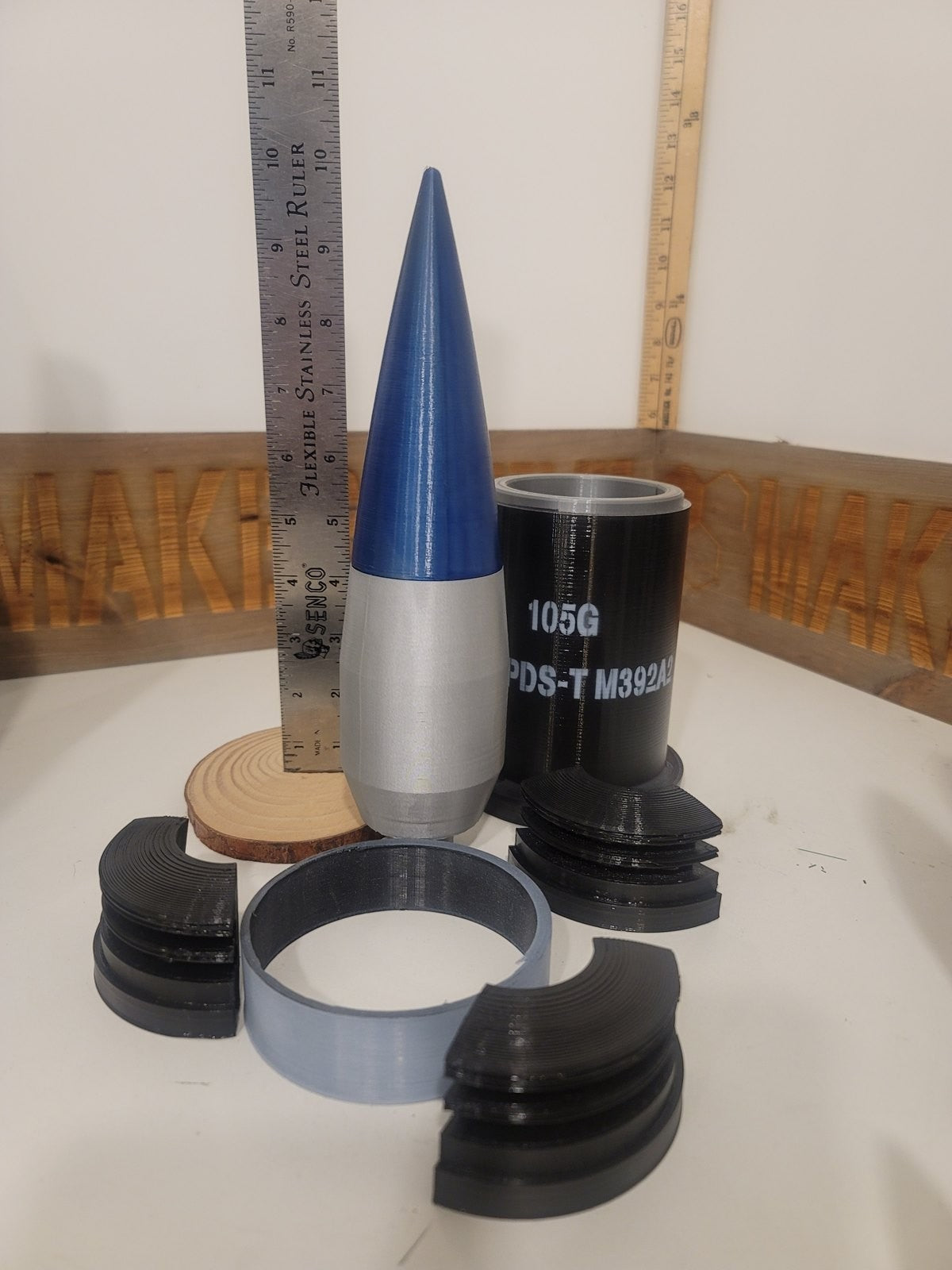 105mm M392A2 APDS-T sabot and penetrator replica, view 4