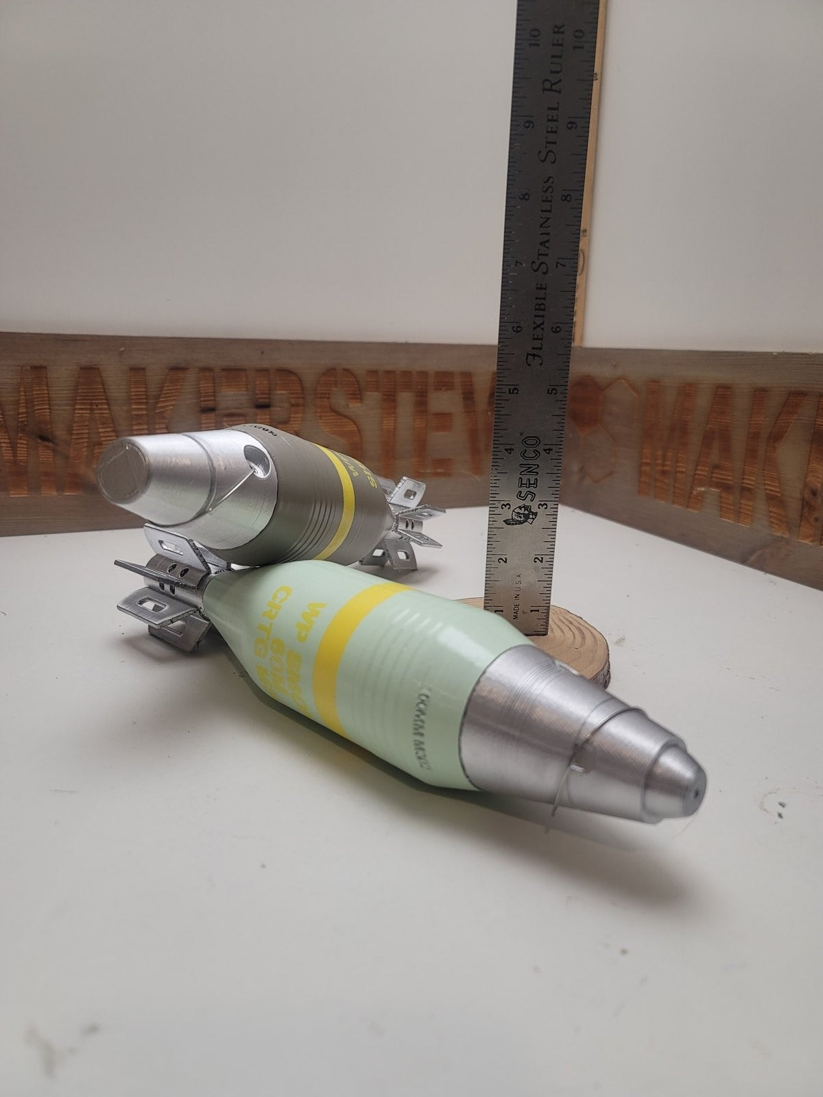 60mm M302 smoke mortar, gray with M935 fuze replica, view 4