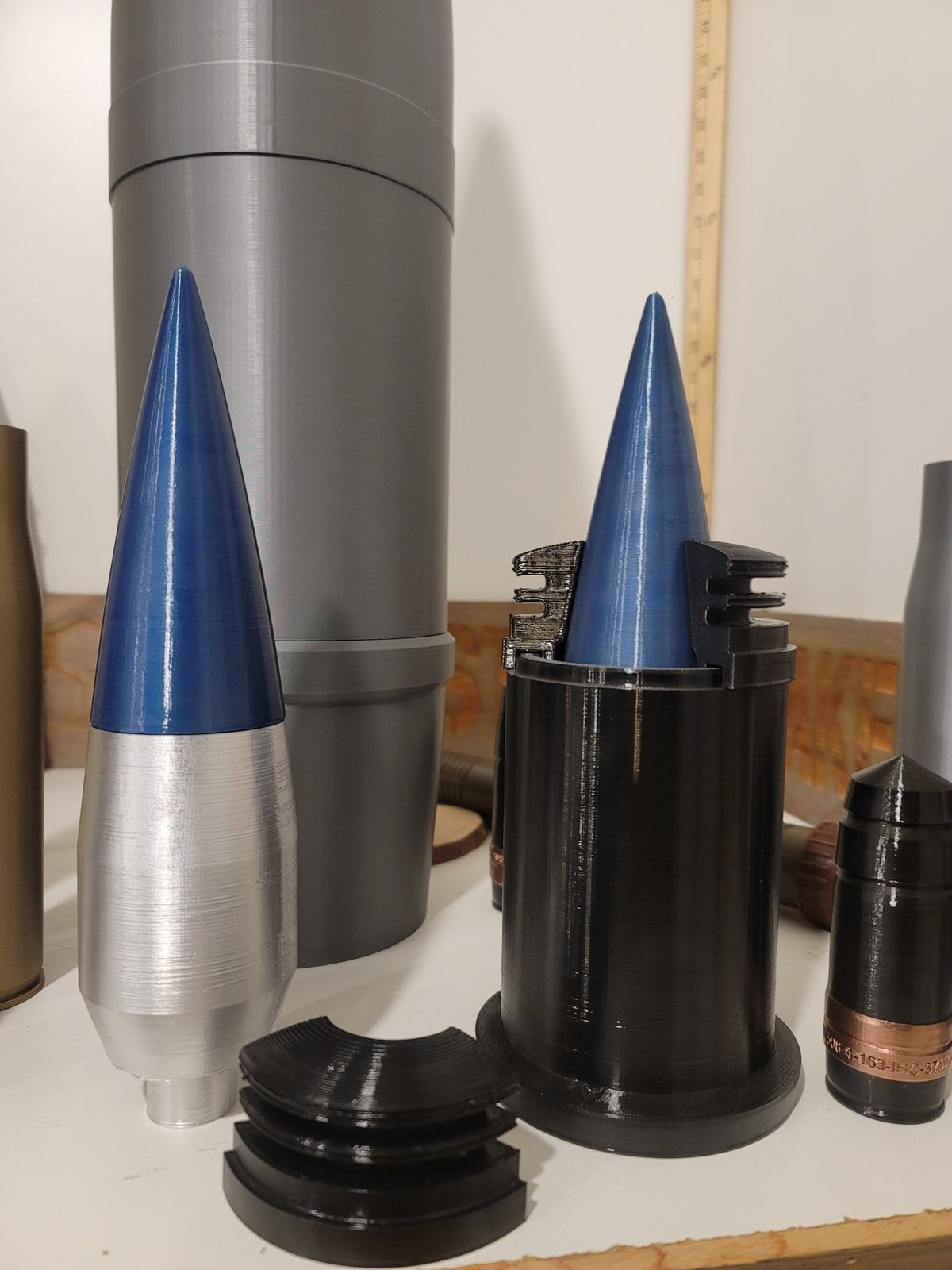 105mm APDS-T penetrator replica, view 7