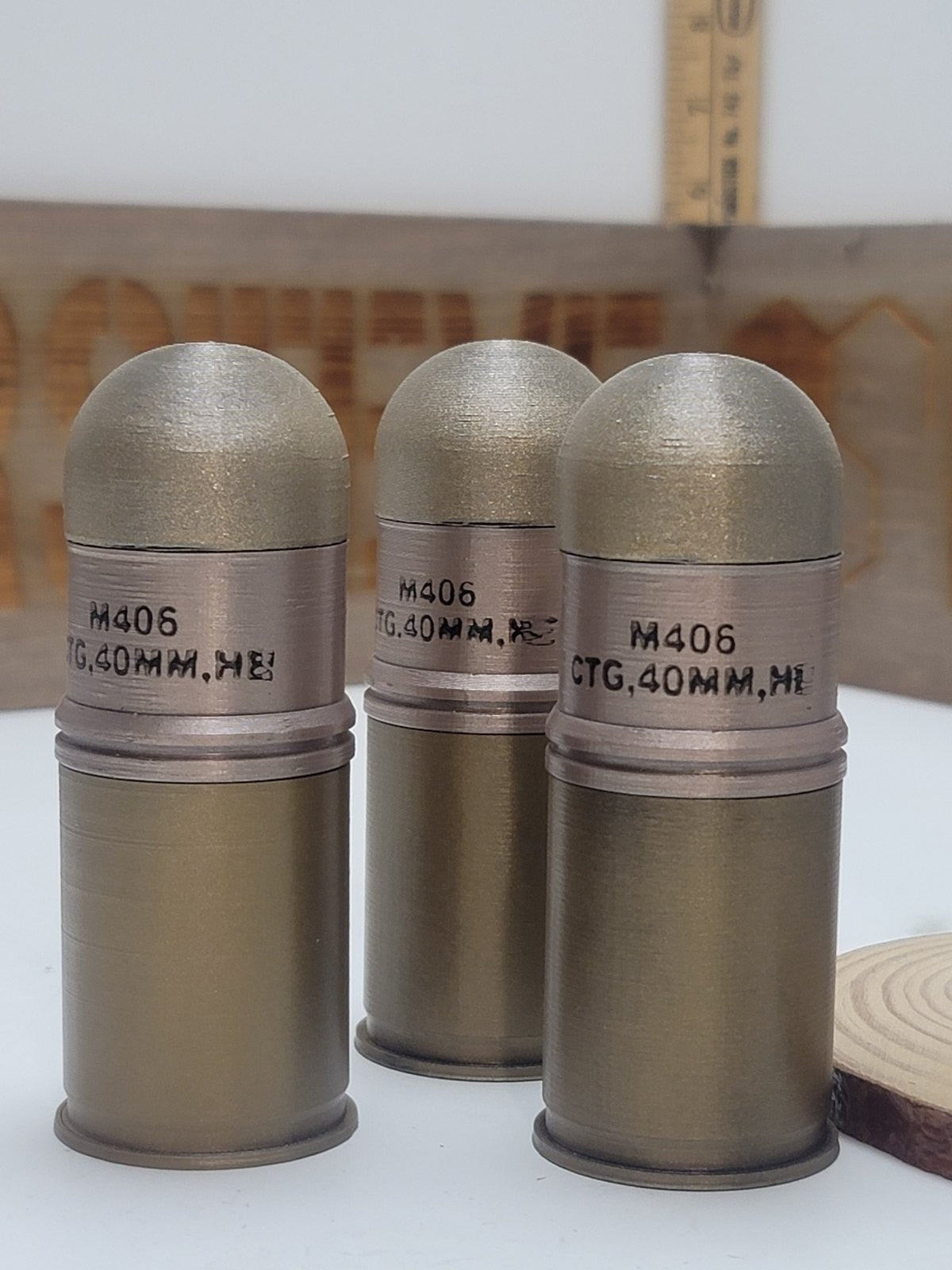 40mm M406 HE grenade replica, view 3