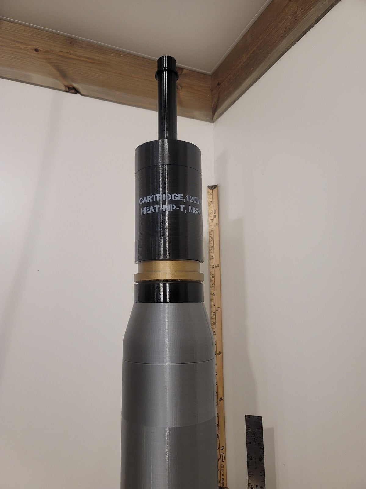 120mm M830 HEAT-MP-T complete with combustible case replica, view 3