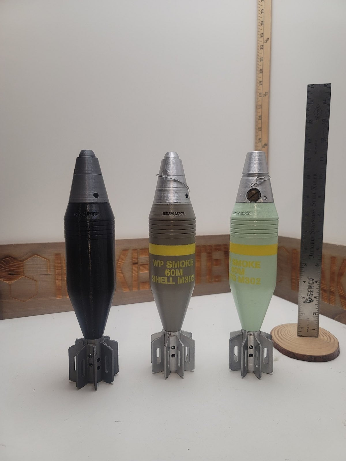 60mm M302 smoke mortar, green with M52 fuze replica, view 4